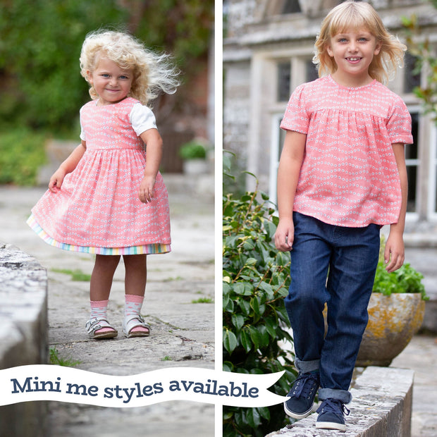 Woman in burstock blouse wavy daisy