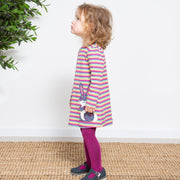 Girl in side stitch tights