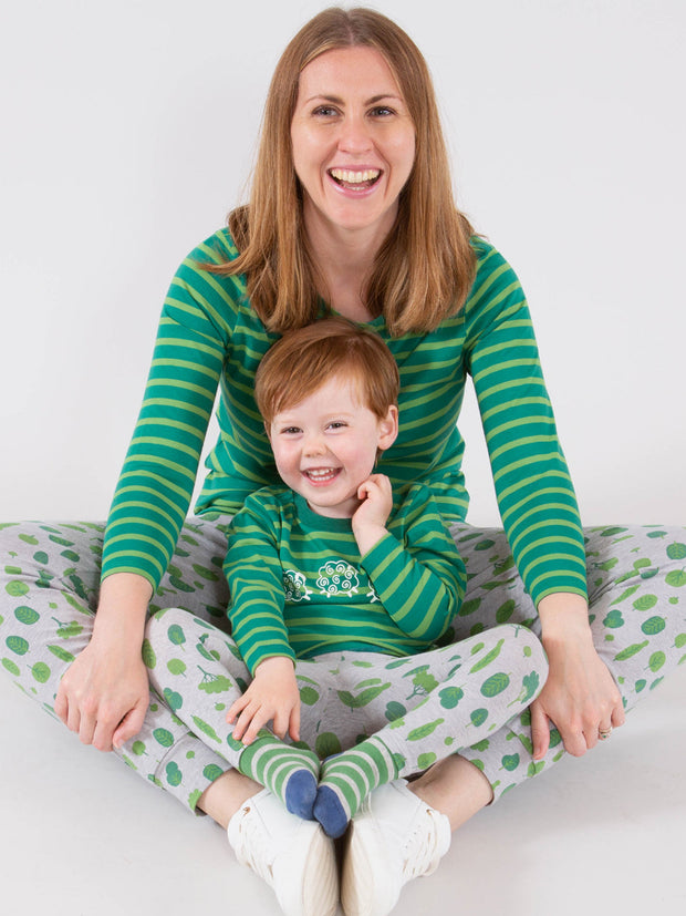 Lyme loungers plant a tree