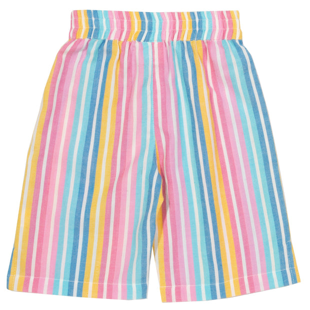 Girl in deckchair culottes